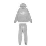Streetwear Outfit Set – Streetwear Outfit Set – Alcatraz Grey Tracksuit front view