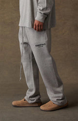 Set Relaxed Essentials