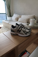 New Balance 1906R White Metallic Gold