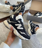 New Balance 9060 Nero Bianco