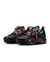 Nike Air Max Plus Homecoming Black