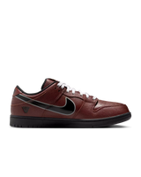 Nike SB Dunk Low Limosine Skateboards
