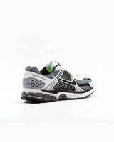 Nike Unisex Sneakers Zoom Vomero 5 SE SP Dark Grey Black White
