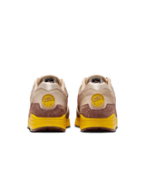 Nike Air Max 1 .SWOOSH Low Poly Big Head Origins