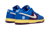 Nike Dunk Low Undefeated 5 On It