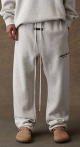 Set Relaxed Essentials