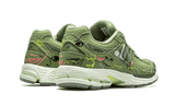 New Balance 2002R Bryant Giles Verde Oliva