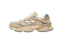 New Balance 9060 Driftwood Castlerock