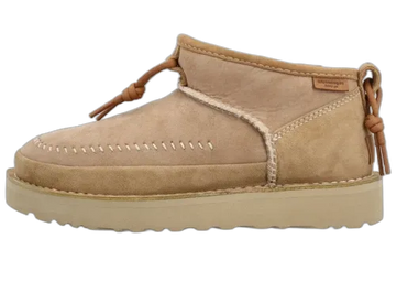 Stivaletto UGG Ultra Mini Crafted Regenerate Classic color sabbia