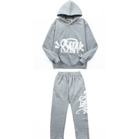 Tuta grigia Syna World con monogramma