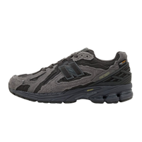 New Balance 1906D size? Exclusive Protection Pack Black Grey