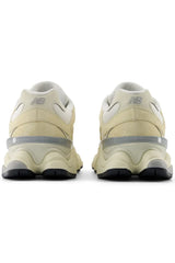 New Balance 9060 Calcium Sea Salt