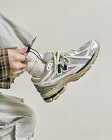 New Balance 1906R White Green Cream