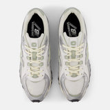 New Balance 204L Argento Metallizzato Verde Salvia