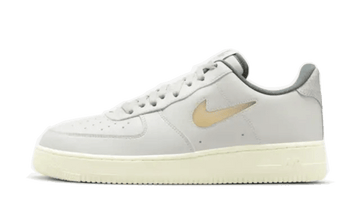 Nike Air Force 1 Low Light Bone e Coconut Milk