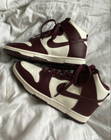 Nike Dunk High bordeaux