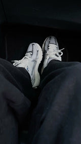 Nike Unisex Sneakers Zoom Vomero 5 Photon Dust