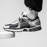 Nike Unisex Sneakers Zoom Vomero 5 SE SP Dark Grey Black White