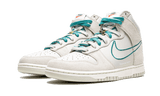 Nike Dunk High First Use Light Bone Green Noise