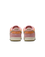 Nike SB Dunk Low Red Stardust